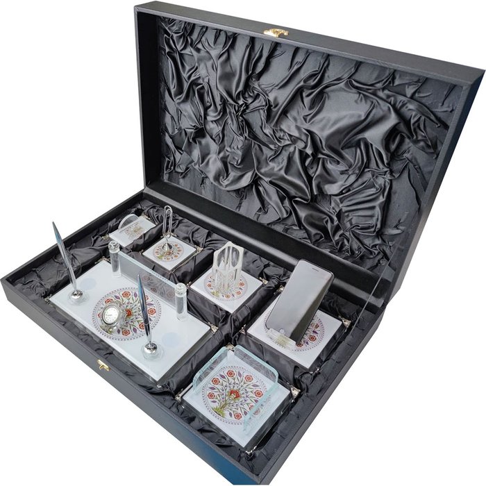 W550 Yakut Masa Seti - Makro Matbaa promosyon
