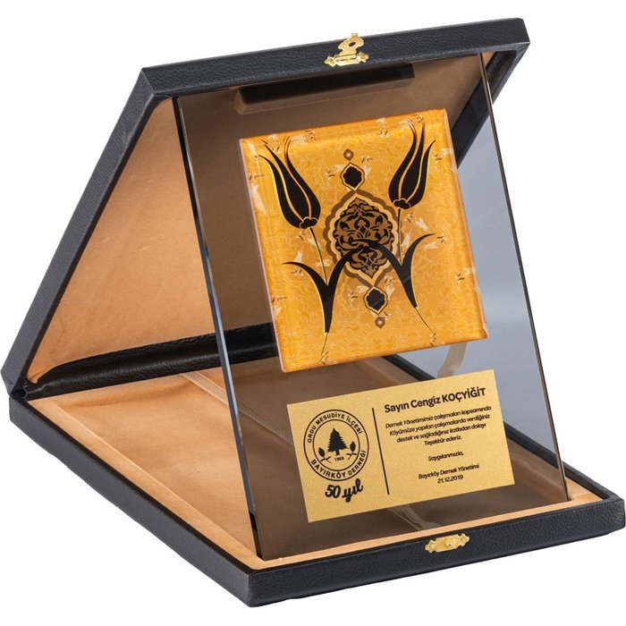 EKT-710 Kutulu Kristal Plaket - Makro Matbaa plaket