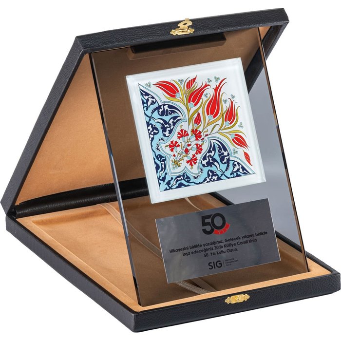 EKT-740 Kutulu Kristal Plaket - Makro Matbaa plaket